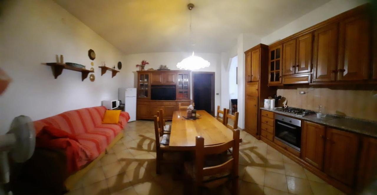 Casa Ferdani Lunigiana Villa Terrarossa  Bagian luar foto