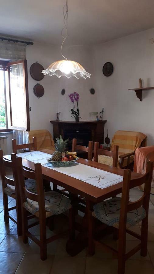 Casa Ferdani Lunigiana Villa Terrarossa  Bagian luar foto